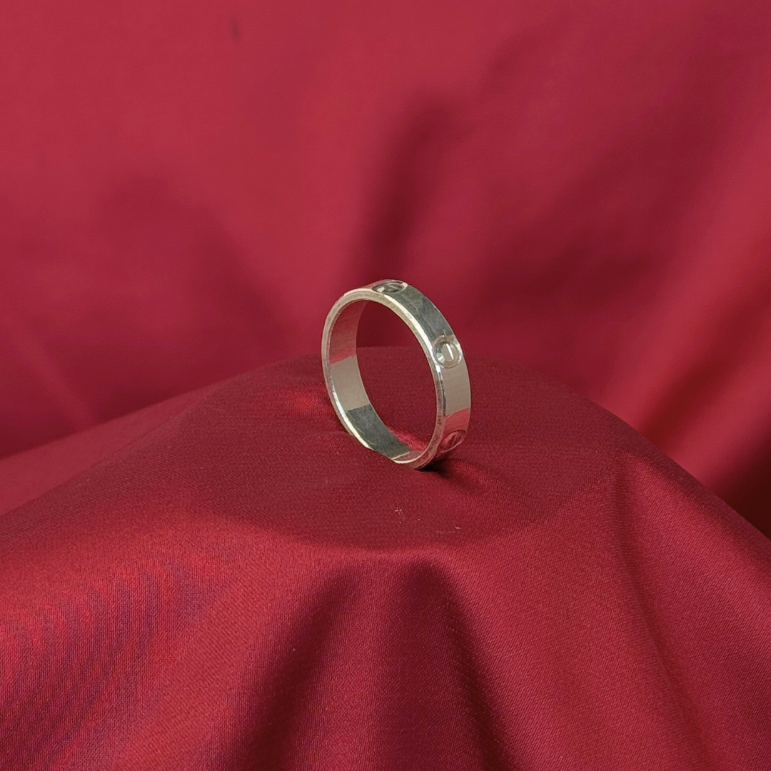 Core Band 925 Sterling Silver Ring – Minimal, Everyday Luxury