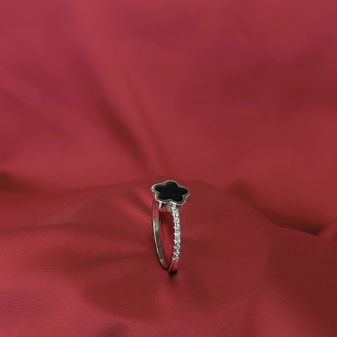 Noir Fleur – 92.5 Sterling Silver Ring