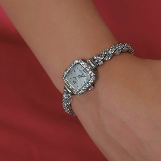 Square Dial Silver Watch – Elegant Jewelry Timepiece
