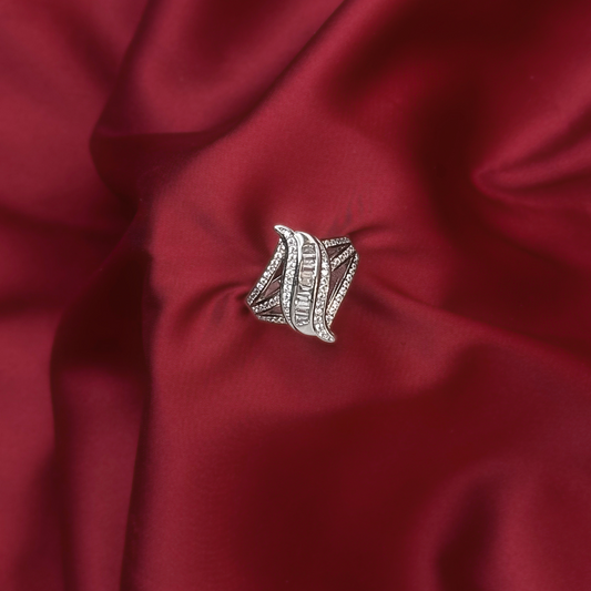 Ivory Arc – Sculptural Silver Curve Ring